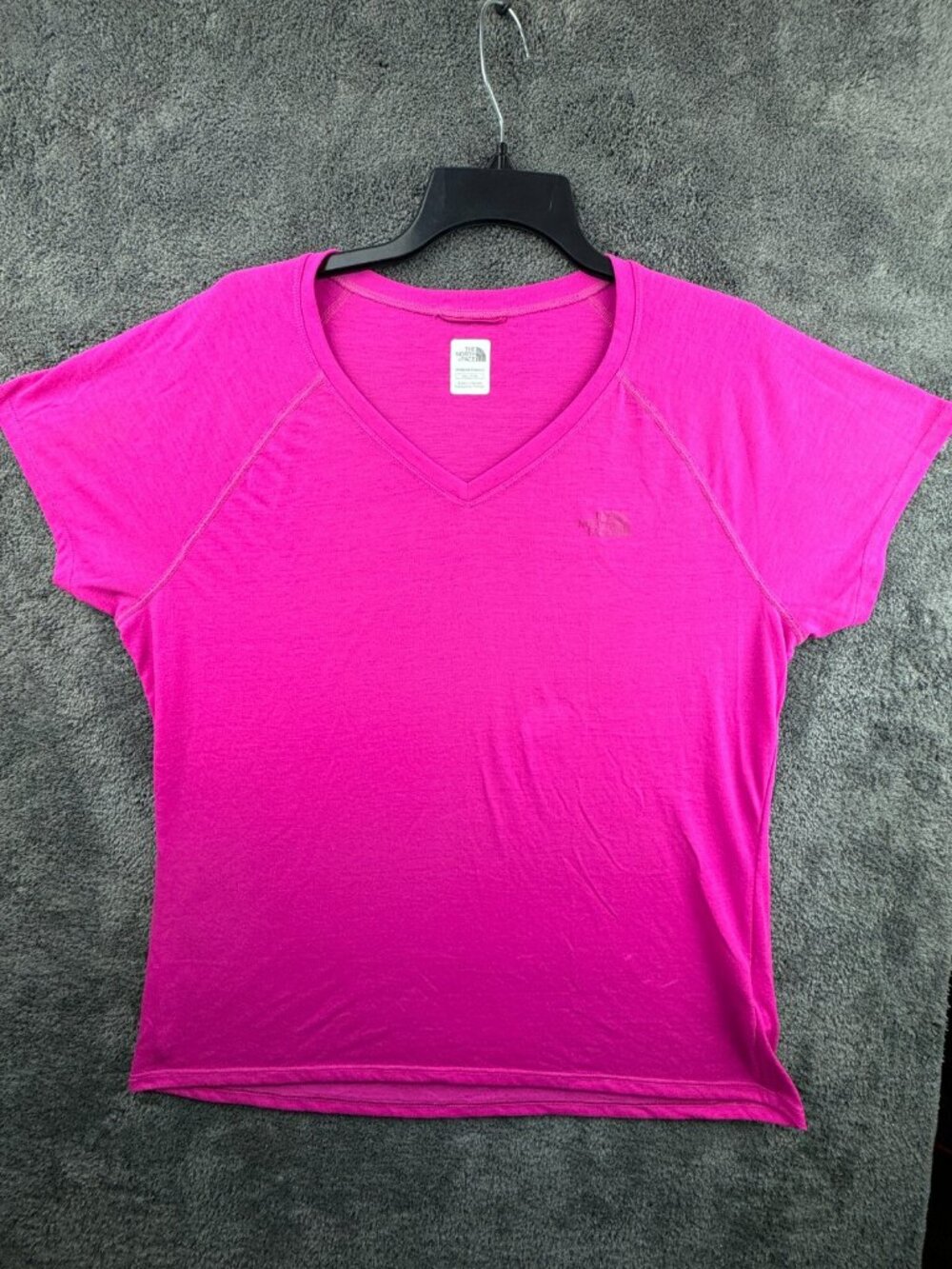 The North Face Women’s T-shirt 2XL Vaporwick Pink Short Sleeve Outdoor Hiking